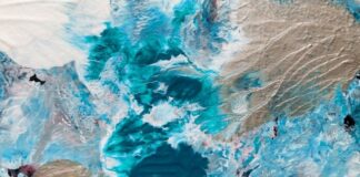 La ricerca dell’essenziale nell’Espressionismo Astratto di Thomas Christian Koller, tra stratificazioni e alternanza di vuoti e pieni color transformation thomas christian koller