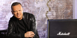 Gigi D’Alessio, su Rai 1 e Radio 2 “Uno come te – Trent’anni insieme”