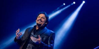 Brignano: il nuovo one man show è ‘Bello di Mamma!’. Debutto il 4 giugno, 22 tappe nelle più suggestive location