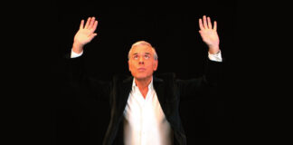 “TuttoTeo”, il miglior Teo Teocoli a teatro per due ore tutte da ridere