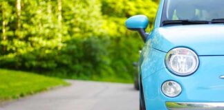 Il mercato italiano dell’auto cresce del 6,18% a gennaio autovetttura celeste