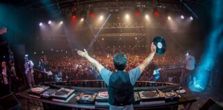 Festa di Natale di Radio Deejay giovedì 1° dicembre al Fabrique di Milano