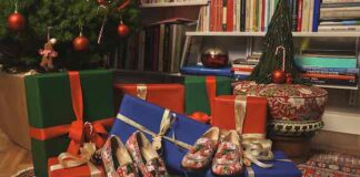 “Merry Brera”, il mocassino ispirato al mondo delle fiabe di Natale fratelli rossetti christmas