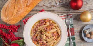 Capunsei mantovani con ragù bianco di cotechino, la ricetta capunsei mantovani ragù bianco cotechino