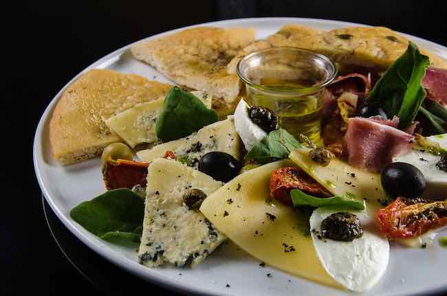 foccacia con olive