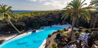 Inverno alle Isole Canarie: otto motivi per scegliere questo viaggio jameos del agua lanzarote