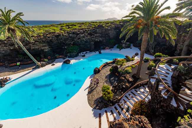 jameos del agua lanzarote