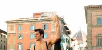 Roberto Bolle ricorda le gemelle Kessler: “Grandi icone che hanno portato grazia ed eleganza nelle case di tutti” roberto bolle firenze 2019