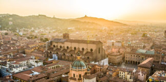 Bologna, mercato immobiliare I semestre 2022: crescono i prezzi, in particolare nel centro