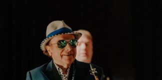 Van Morrison: ritorno allo skiffle con “Moving On Skiffle”