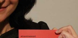 “Attraversamenti – Un racconto in prosa e in poesia”, il libro di Roberta Melasecca attraversamenti libro