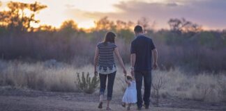 Come cambia il rapporto genitori-figli quando cresciamo genitori e figli