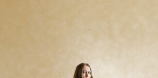 “Sala blu”, alla scoperta del nuovo EP di Ilaria: la tracklist ilaria