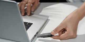 Lexar Jumpdrive Dual Drive D400 USB 3.1 Type-C: caratteristiche e prezzo lexar jump drive