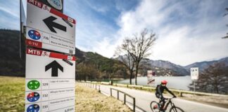 Nuova segnaletica per mountain bike in Valle di Ledro apt garda dolomiti