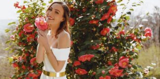 L’attrice Rosalinda Cannavò alla collezione SS23 di Shein rosalinda cannavò