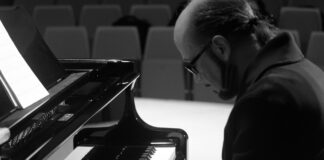 “Uscire dai vincoli ciechi”: masterclass del pianista jazz Marco Di Battista al Conservatorio Tchaikovsky di Nocera Terinese