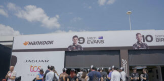 Rapporto della Gen Z coi veicoli elettrici secondo uno studio McKinsey e-ducation jaguar land rover italia