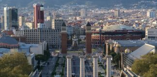 Ferragosto 2023: le top 50 destinazioni degli italiani placa despanya