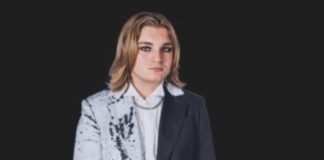 Gaetano De Caro dal palco di “Promuovi la tua musica” a X Factor