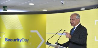 Askatasuna, Piantedosi sente l’agente aggredito e ferito a Torino