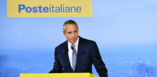 Poste: risultati record nel primo trimestre 2025. Del Fante: “Siamo leader nei pacchi, Polis è il nostro fiore all’occhiello”