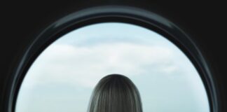 Mare aperto, il significato e videoclip del brano di Mara Sattei mare aperto mara sattei