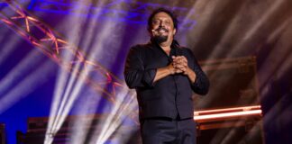 Lutto per Enrico Brignano, è morta la madre