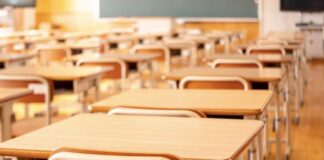 Gli effetti collaterali del Back to School Chaos sul corpo banchi scuola