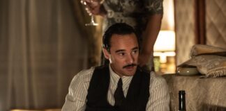 Ludovico Fremont è l’affarista nella serie Rai “La lunga notte” la lunga notte