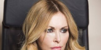 Roberta Bruzzone in scena nei teatri con ‘Favole da incubo’