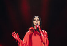 “Yo canto 2”, il nuovo album di cover in spagnolo di Laura Pausini laura pausini in concerto