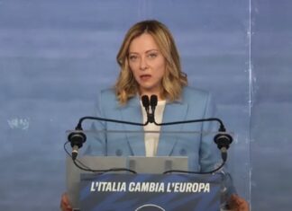 Ucraina, Meloni: “Avanti con le sanzioni a Mosca e i finanziamenti a Kiev”