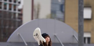 “Piena di se”, Sofia Tornambene
torna sulle scene musicali con il nome d’arte Kimono