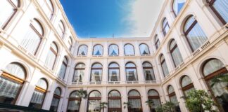 Domenica 2 marzo Montecitorio a porte aperte. Concerto con la pianista ucraina Anna Danchak Zenoviia in Aula