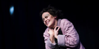 Melania Giglio porta sul palco la vita e l’arte di Edith Piaf