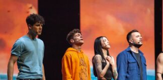 “Mare fuori il musical” al Palasport Giovanni Paolo II