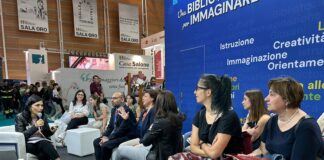 Salone del libro, oltre duemila persone allo stand Camera. Otto gli eventi. Distribuiti i testi della Costituzione