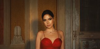 “Just 2 Be”, il nuovo singolo della cantautrice Veronica Surrentino