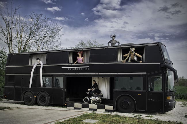 Bus Theater Mania, arrivano anche in Italia gli eventi itineranti