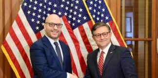 Nato, Fontana incontra Speaker Johnson. Al centro scenari politica americana, esteri e Medio Oriente