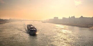 Vacanze al mare più care per gli italiani: solo il prezzo dei traghetti si mantiene basso