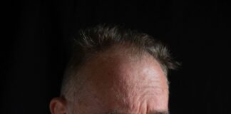 Sanremo 2025, Johnson Righeira sarà ospite dei Coma_Cose nella serata delle cover