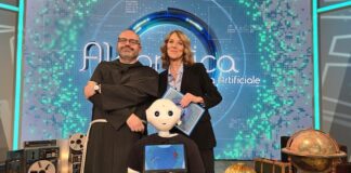 “Algoretica – Noi e l’intelligenza artificiale” su Tv2000 algoretica paolo benanti robot pepper monica mondo