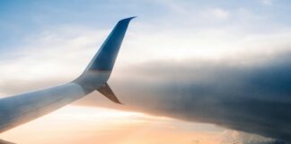 Viaggi, turismo e tendenze: gli aeroporti italiani più gettonati per le vacanze low cost