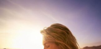 Novità solari 2025: quattro nuove referenze da Heliocare 360° donna heliocare 360