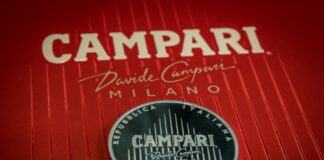 L’eccellenza italiana del Made in Italy brilla nella moneta dedicata a Campari