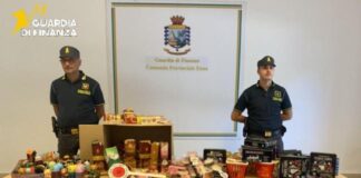 Enna, sequestrati migliaia di prodotti non sicuri e contraffatti enna contraffazione