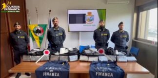 Reggio Calabria, sequestrati 228 Kg di cocaina e due arresti refurtiva 24 giugno 2025