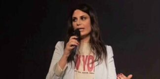 Milano celebra i giovani cantautori con la finale del contest “Promuovi la tua musica”, ospite Francesco Facchinetti